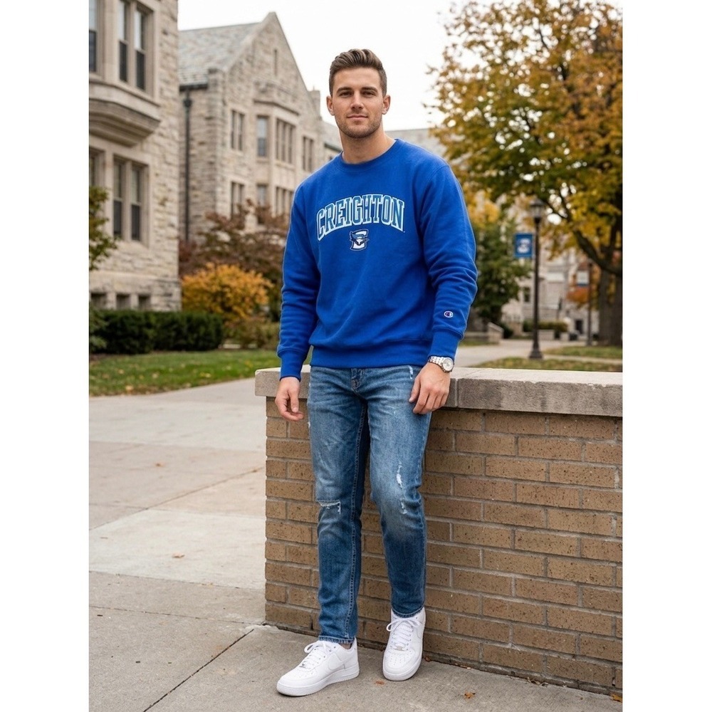 Champion Reverse Weave Creighton University Bluejays Sweatshirt Blue XL CS3050